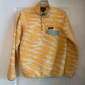 Women's Yellow Patagonia Synchilla Fleece Eucalyptus Fronds PREOWNED/USED